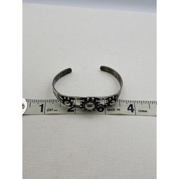 VINTAGE FRED HARVEY NATIVE AMERICAN STERLING SILVER CUFF BRACELET - Picture 9 of 11